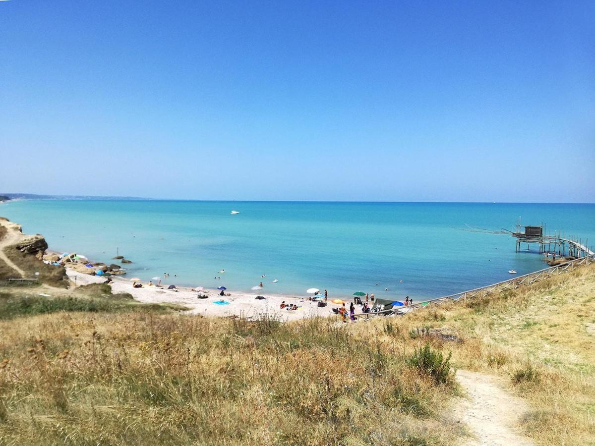 Al Faro Bianco B&B E Residence Con Parcheggio Vasto Exteriér fotografie