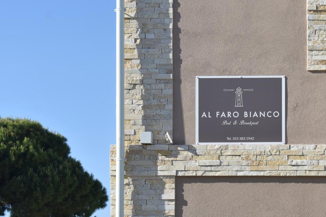Al Faro Bianco B&B E Residence Con Parcheggio Vasto Exteriér fotografie